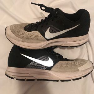 Men’s Nike sneakers